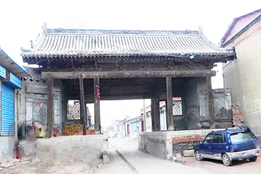 大常过街乐台(图1) 大常村的过街乐台.jpg